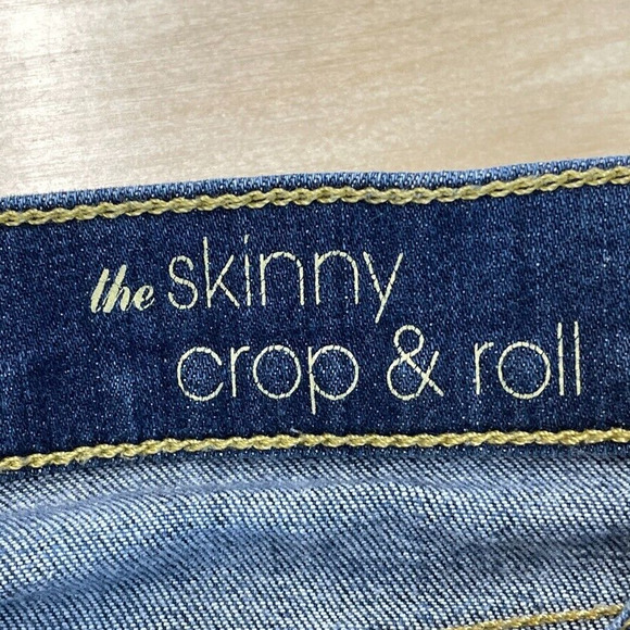 7 For All Mankind Jeans Womens 24 Skinny Crop & Roll Casual Medium Wash Denim - Picture 3 of 12